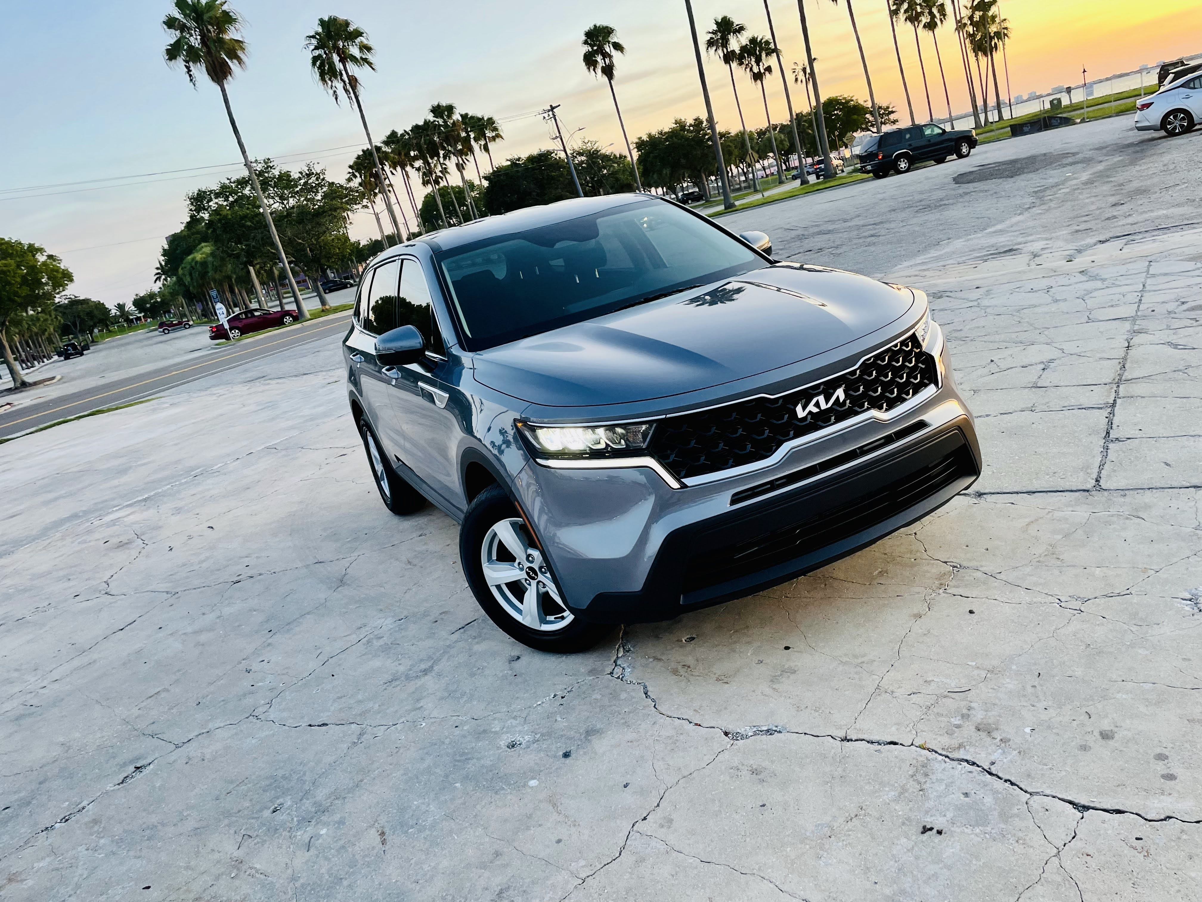 Luxury 7-Seater Kia Sorento Rental in Sarasota